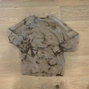 Tie-dye sweatshirt